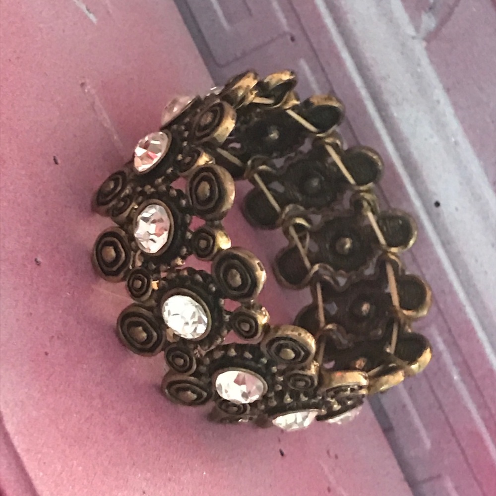 Stretchy costume bracelet